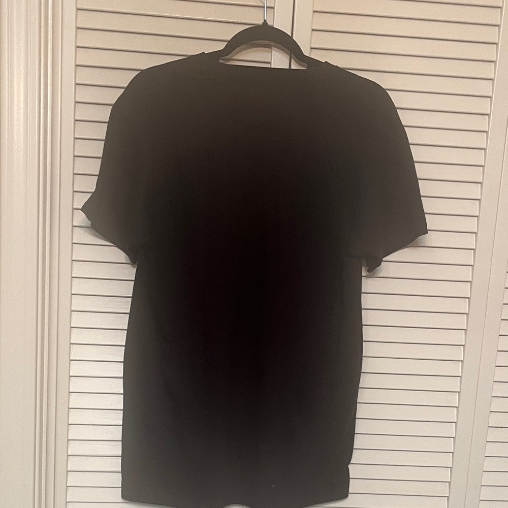 Casual Black Graphic Tee with 'Yeah No' Print - Picture 5 of 5